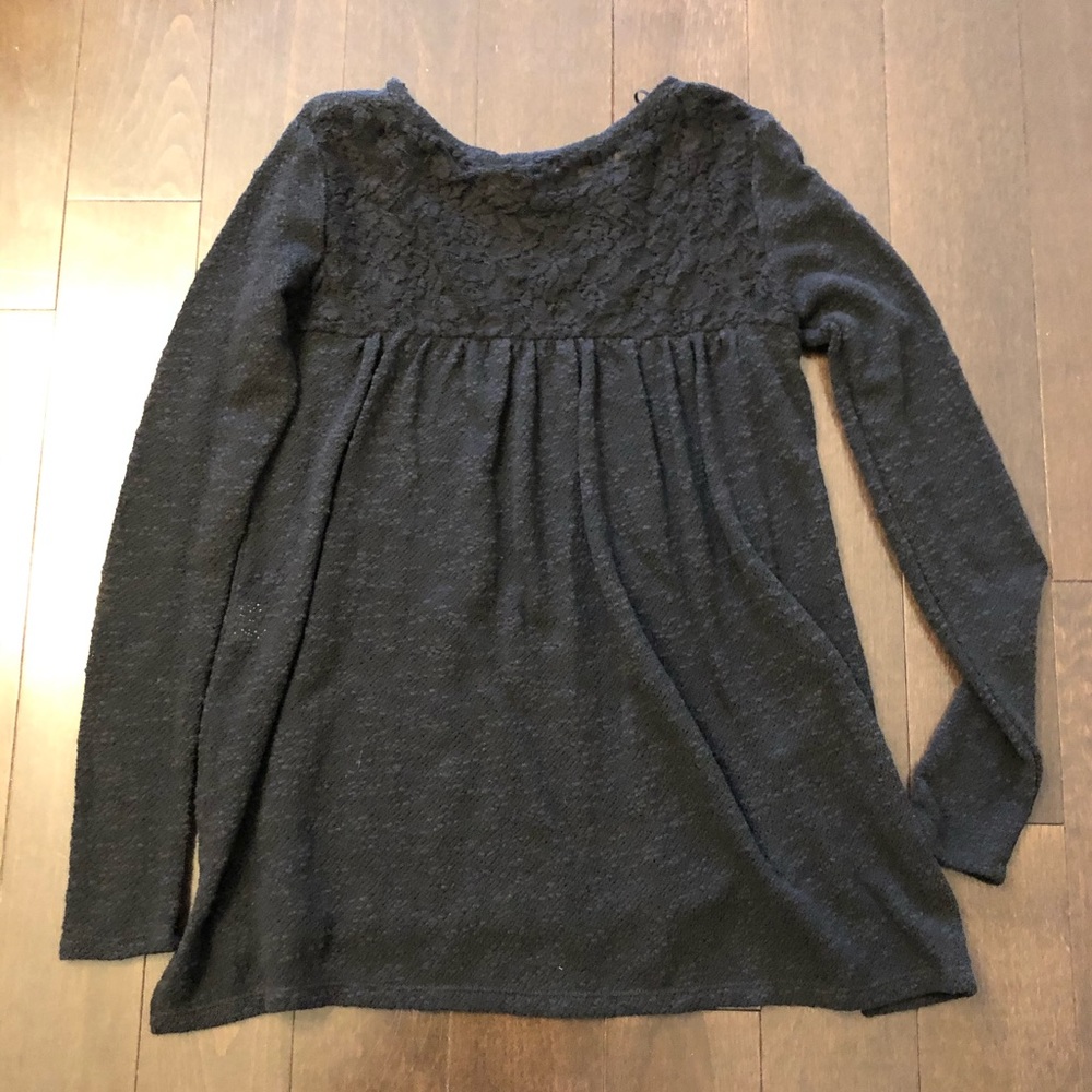 American Eagle lace back tunic